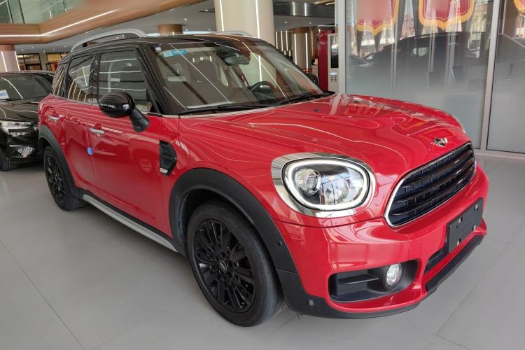 Used MINI Countryman 2019 1.5T COOPER Artist Weekend Travel Edition Front Right 45 Deg