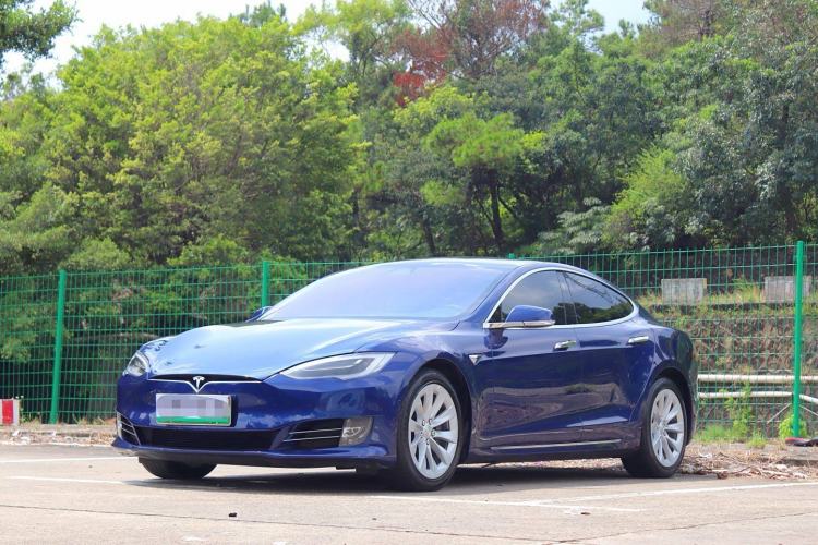 Used Tesla Model S 2019 Long-Range Version
