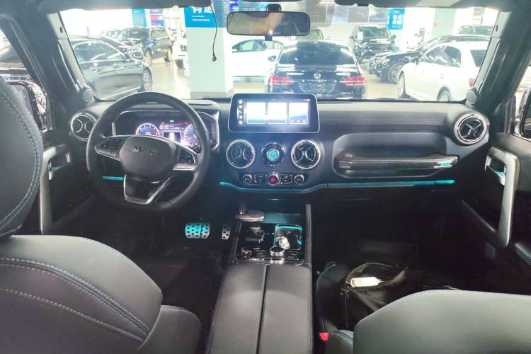 Used BAIC Off-Road BJ40 2024 2.0T Urban Hunter Honor Edition