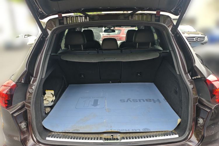 Used Porsche Cayenne  Trunk