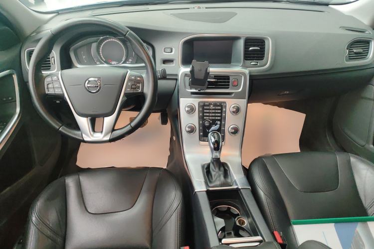 Used Volvo S60 2018 S60L T5 Intelligent Drive Progressive Edition
