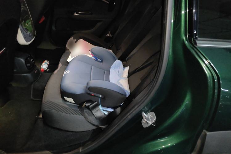 Used MINI Countryman 2018 1.5T COOPER Artist Left Rear Seat