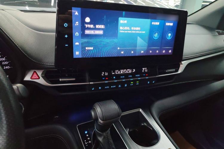 Used Toyota Sienna 2021 2.5L Hybrid Premium Edition