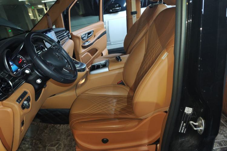 Used Mercedes-Benz V-Class 