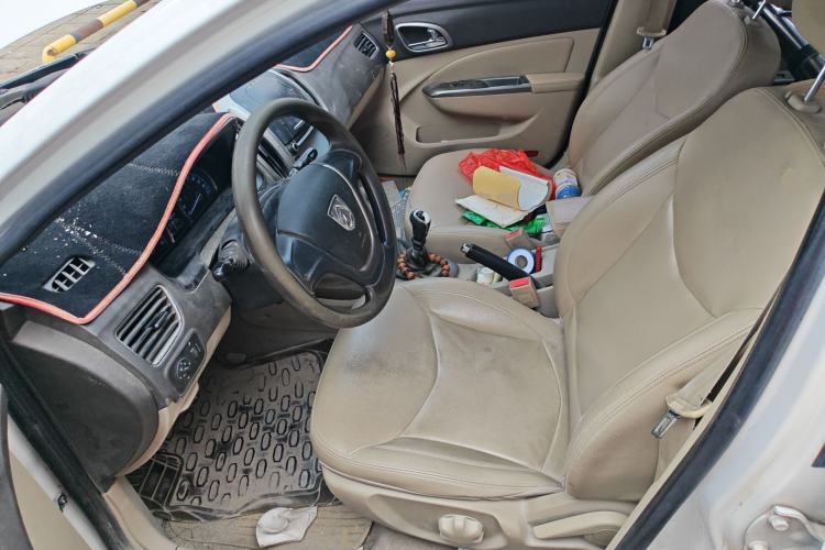 Used Baojun 630 2014 1.5L manual Comfort trim level Left Front Seat