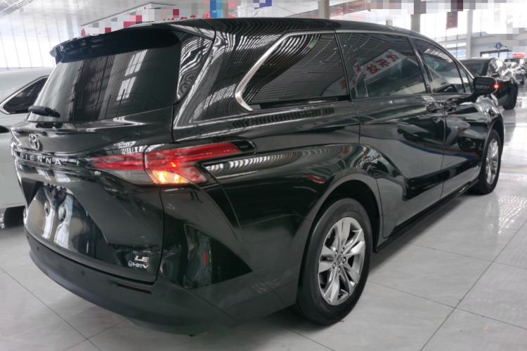 Used Toyota SIENNA 2024 2.5L Hybrid Comfort Edition