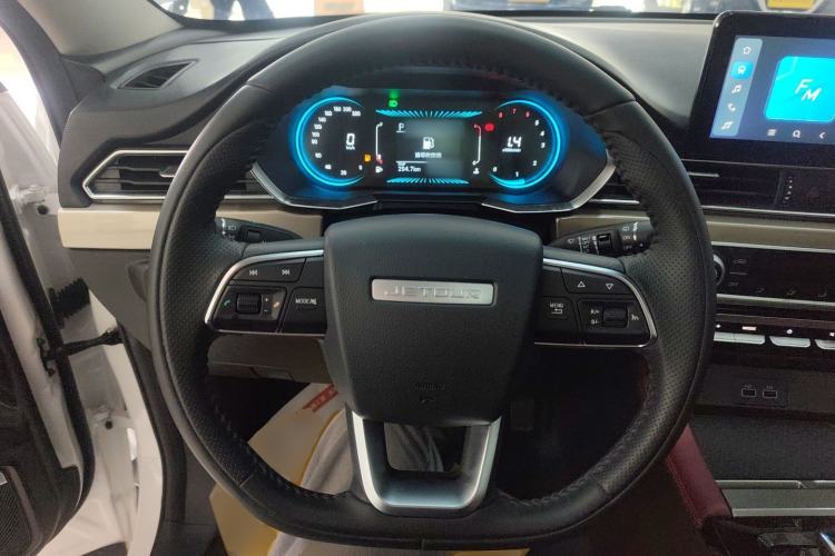 Used JETOUR X70 2024 1.5T DCT Glory PRO 5-Seater
