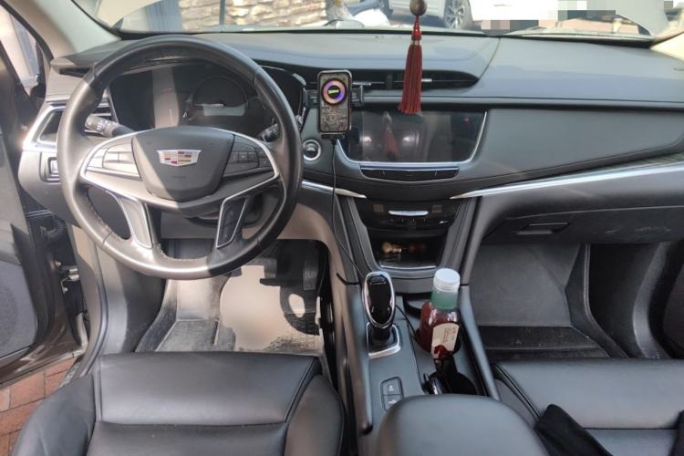 Used Cadillac XT5 2016 25T Luxury Model