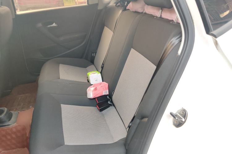 Used Volkswagen Polo 2016 1.4L Manual Fashion Model