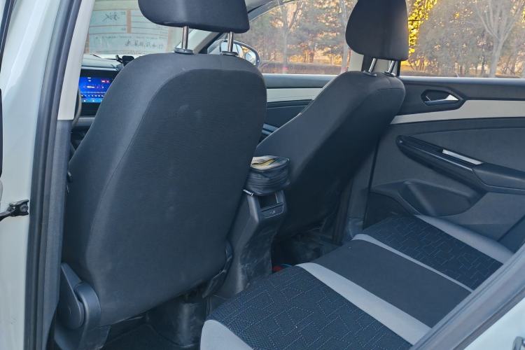 Used Jetta VS5 2023 280TSI Automatic Trend Edition Interior 4