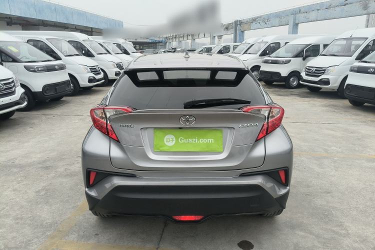 Used Toyota IZOA 2018 2.0L Yichi Version China VI Standard