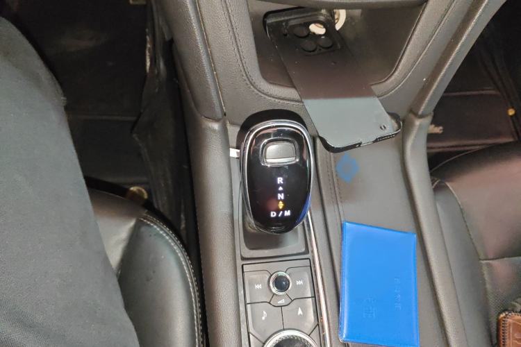 Used Cadillac XT5 2020 28T Luxury Version Gear Lever