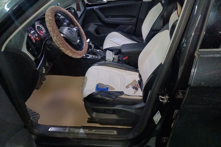 Used Volkswagen Tayron 2020 330TSI Two-Wheel Drive Luxury Smart Connectivity Version