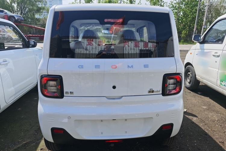 Used Geely Galaxy Panda 2024 Panda Mini 200km Endurance Bear Rear