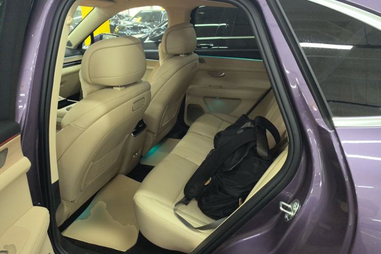 Used Hima AITO M5 2025 Extended-Range Ultra All-Wheel-Drive Version
