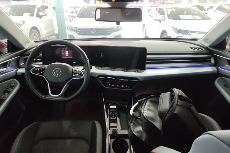 Used Volkswagen Lamando 2023 Lavida L 280TSI DSG Cool & Spicy Edition Center Console