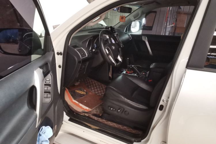 Used Toyota Prado 2016 2.7L Automatic Luxury Edition
