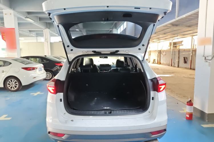 Used Hyundai Tucson 2019 280TGDi Dual-Clutch Two-Wheel Drive Fashion Edition China VI Standard Trunk