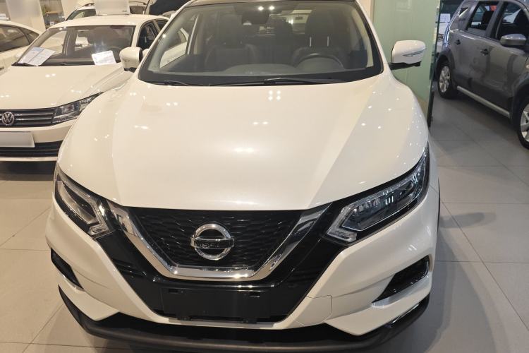 Used Nissan Qashqai 2019 2.0L CVT Luxury Edition Front