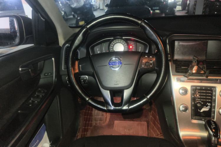 Used Volvo XC60 2015 T5 Smart Edition
