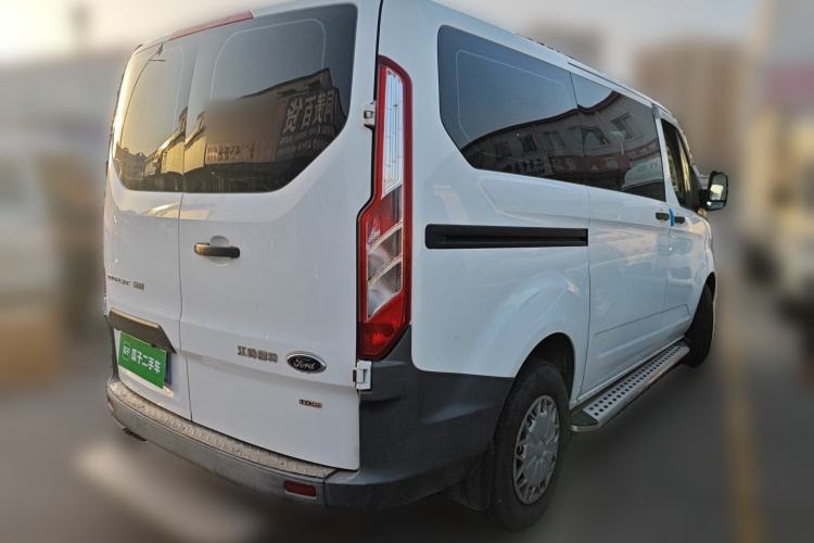 Used Ford Transit 2019 2.0T Diesel Multi-Purpose Commercial Vehicle Short Wheelbase Low Roof 6-Seater China VI Standard
