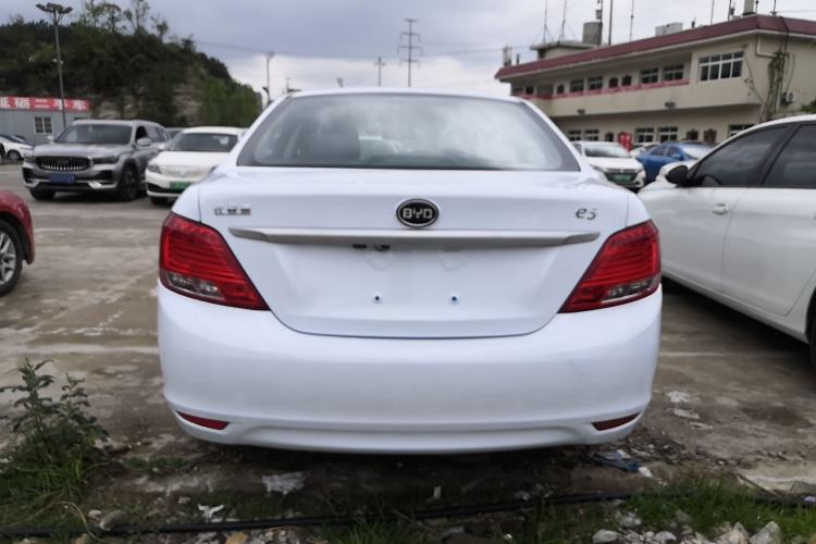 Used BYD e5 2017 300 Prestige Edition Rear