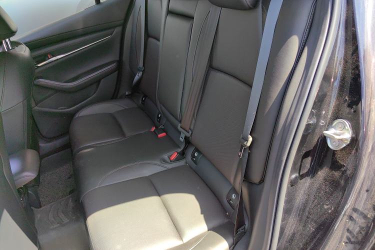 Used Mazda 3 Axela 2021 2.0L Automatic Zhiyao Edition
