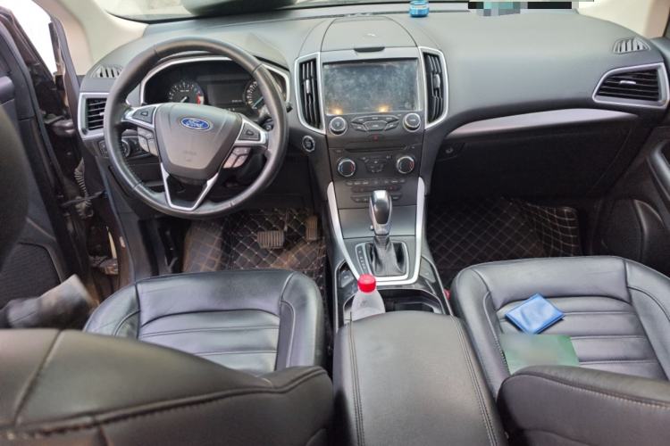 Used Ford Edge 2018 EcoBoost 245 Two-Wheel-Drive Platinum Edition 7-Seater China V Emission Standard
