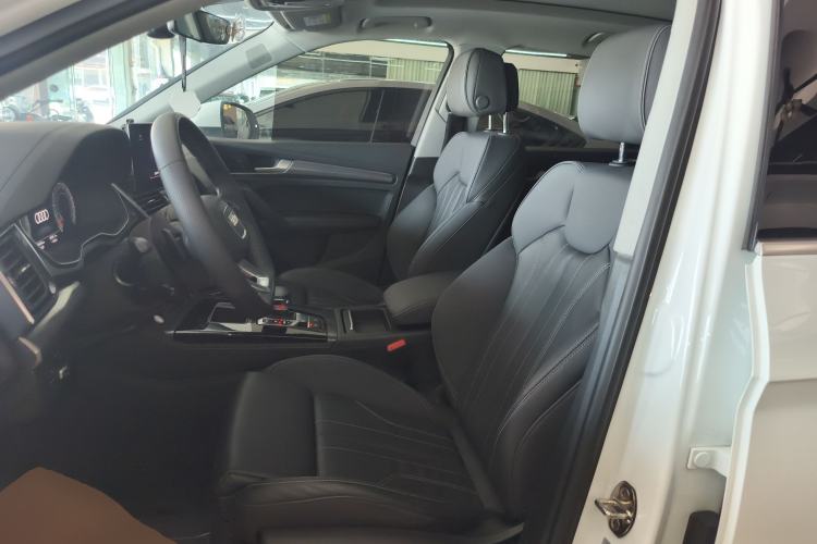 Used Audi Q5L 2022 Updated 45T Luxury Dynamic Version