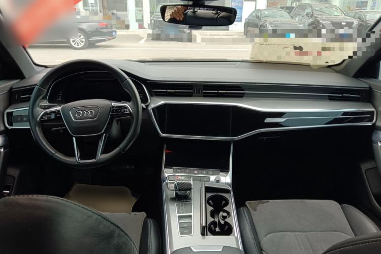 Used Audi A6L 2022 40 TFSI Luxury Dynamic Model Center Console