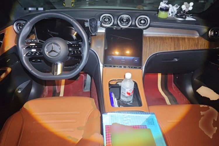 Used Mercedes-Benz GLC 2023 GLC 300 L 4MATIC Dynamic Edition 5-seater
