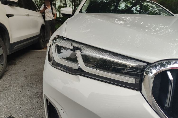 Used BMW 5 Series 2022 Updated 530Li Leading Edition Luxury Package Right Front Headlight