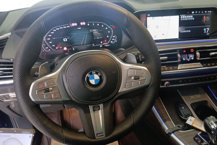 Used BMW X5 2022 Restyled xDrive 40Li Luxury Edition M Sport Package
