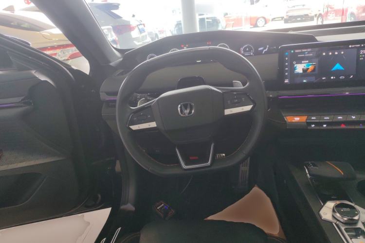Used CHANGAN UNI-V 2022 1.5T Sport Edition Steering Wheel