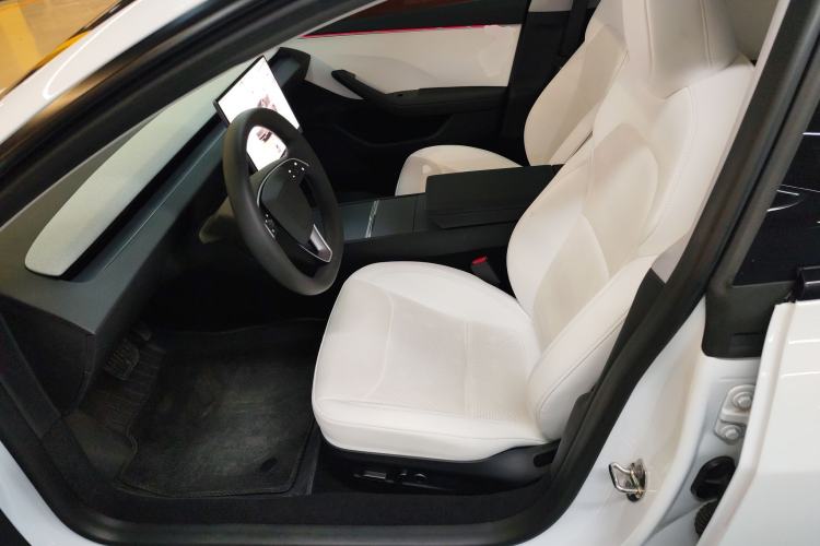 Used Tesla Model 3 2023 Rear-Wheel-Drive Version
