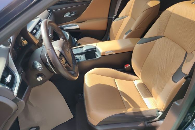 Used Lexus ES 2020 200 Excellence Edition