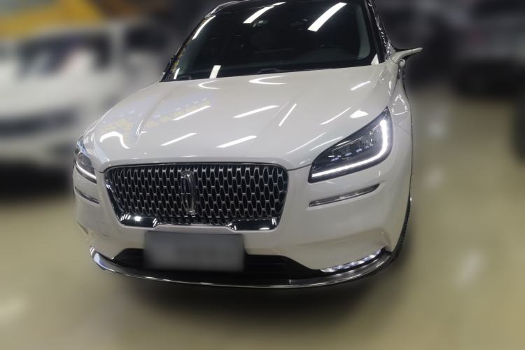 Used Lincoln Corsair 2021 2.0T Two-Wheel Drive Deluxe Edition Front