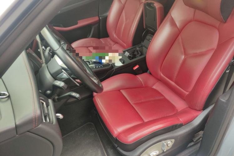 Used Porsche Macan 2021 Macan 2.0T Left Front Seat