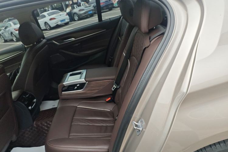 Used BMW 5 Series 2019 530Li Luxury Edition Premium Package
