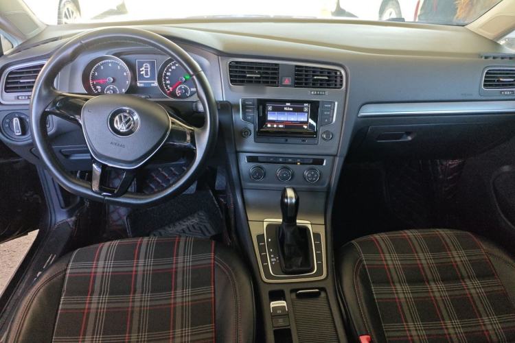 Used Volkswagen Golf 2016 1.6L Automatic Comfort Model