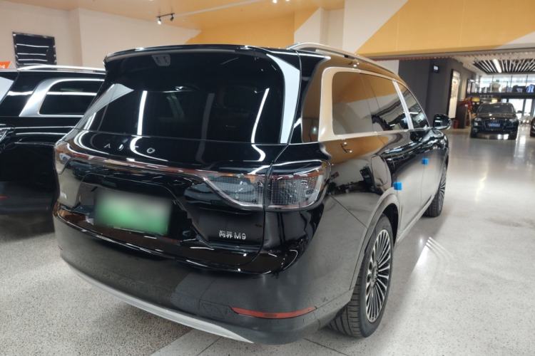 Used Hima AITO M9 2025 Extended-Range Ultra Version 52 kWh 6-Seater