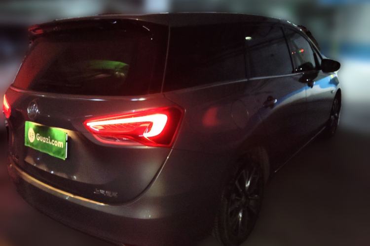 Used Buick GL6 2018 18T 6-Seater Prestige Model
