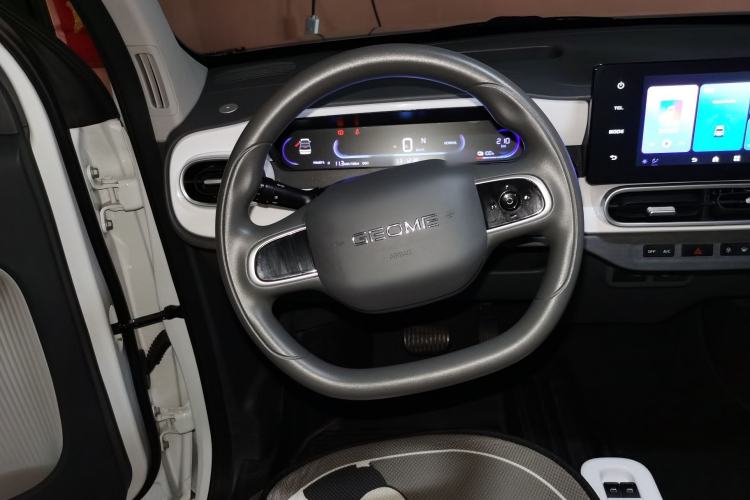 Used Geely Galaxy Panda 2025 210 km – Yuanqi Bear
