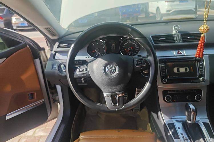 Used Volkswagen FAW-Volkswagen CC 2011 2.0 TSI Ultimate Edition Steering Wheel