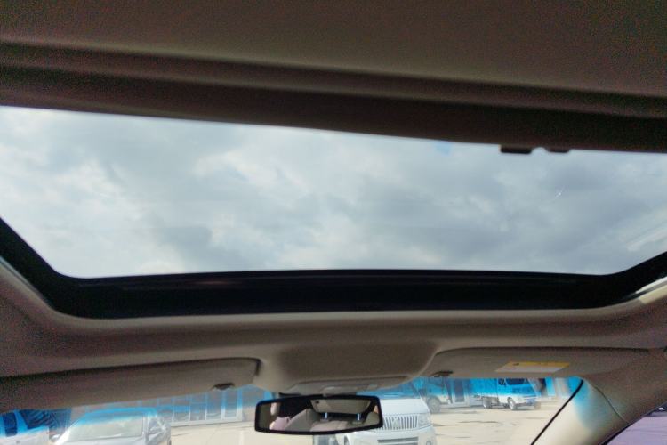 Used Buick GL8 2017 25S Prestige Version China V Standard Headliner
