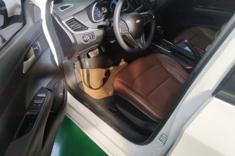 Used Chevrolet Cavalier 2019 320 Automatic Enjoyment with Sunroof Driver Seat