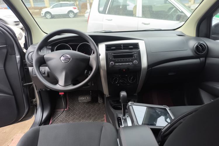 Used Nissan Livina 2015 1.6XE CVT Comfort Edition
