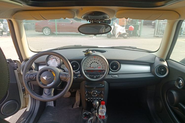 Used MINI 2011 1.6L COOPER Fun
