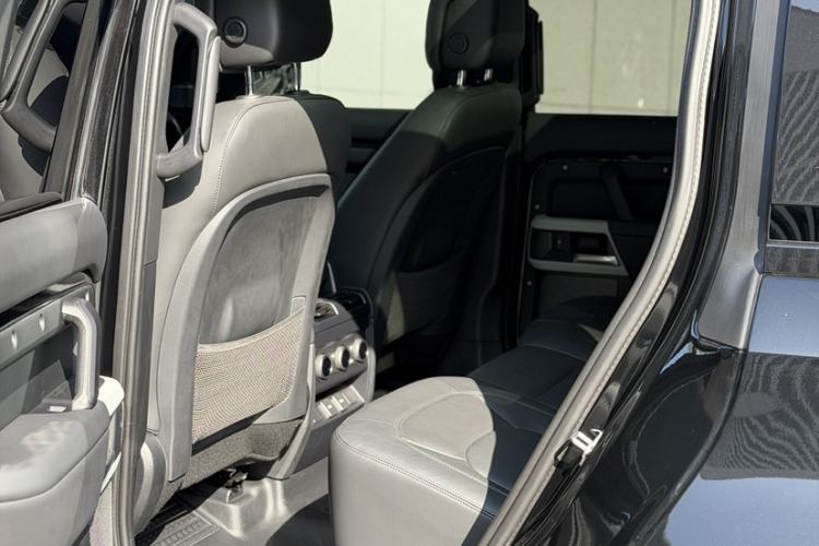 Used Land Rover Defender 2024 110 3.0T P400 X-DYNAMIC HSE Exterior 10