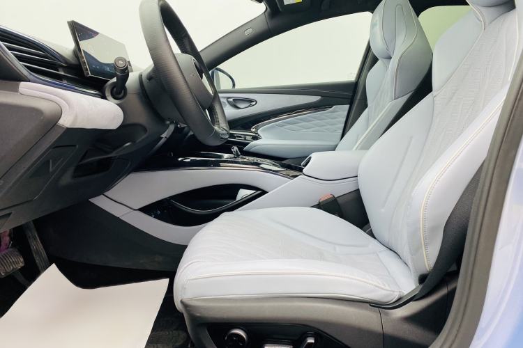 Used BYD Seal 2022 650 km All-Wheel-Drive Performance Version